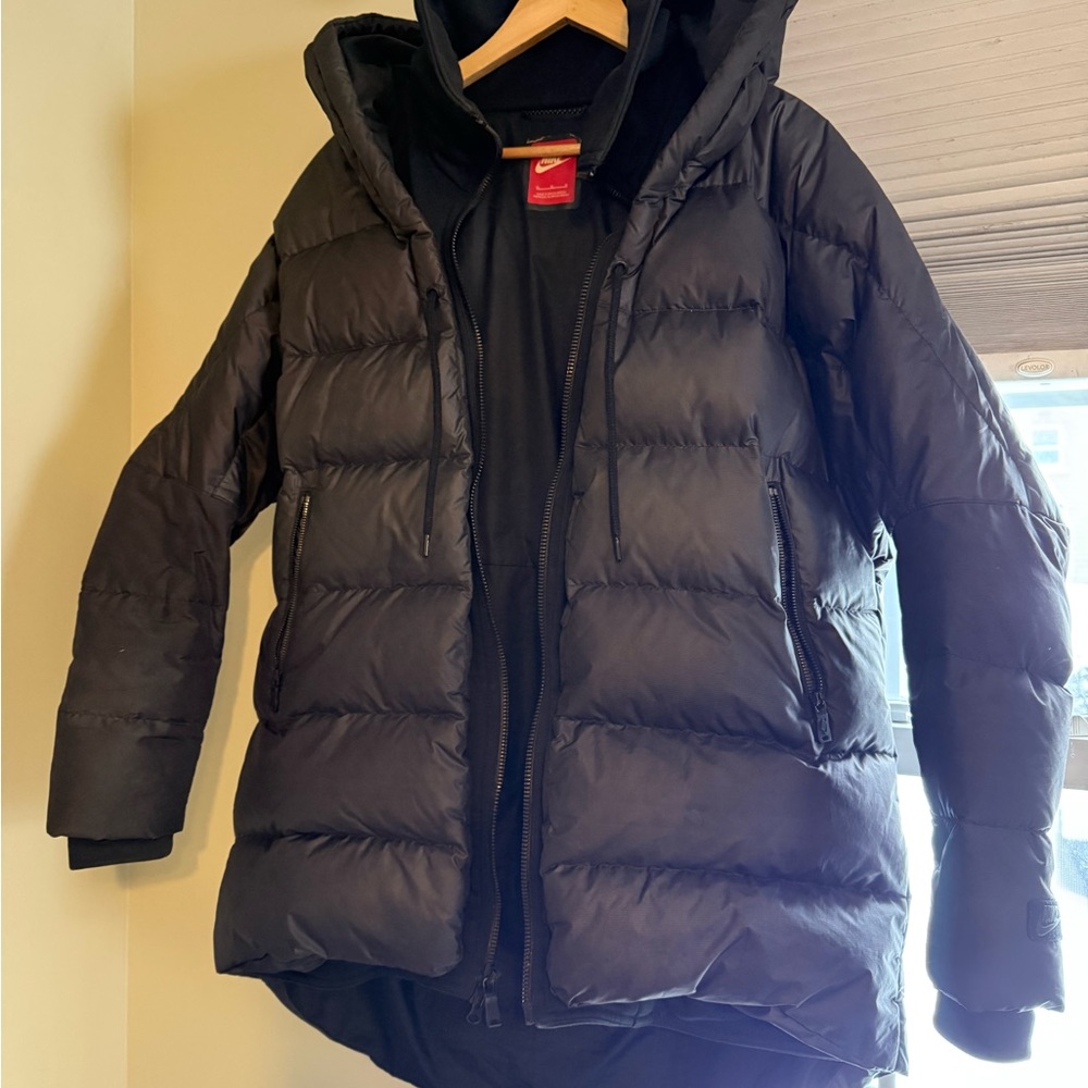 Nike Jacket - Picture 2 of 14